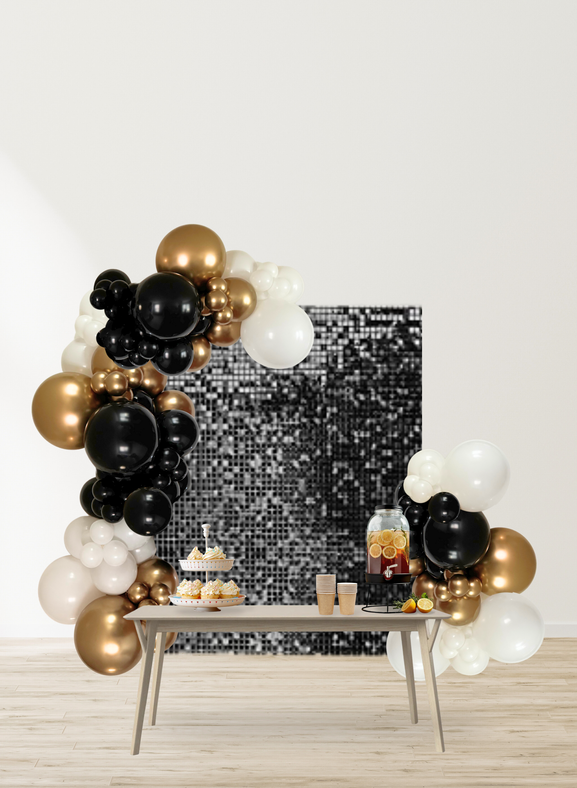 Graduation - Shimmer Wall Set (Black)