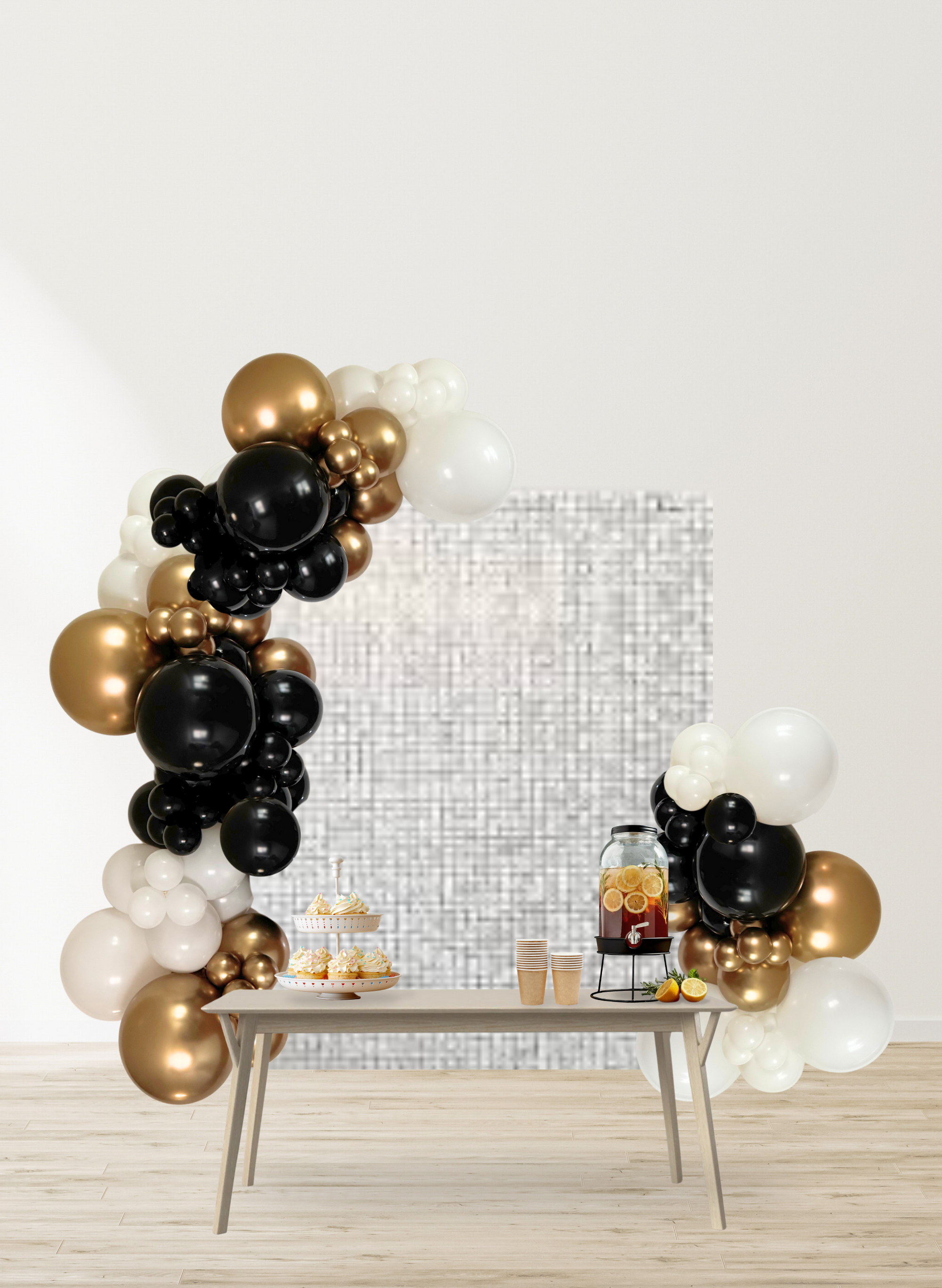 Graduation - Shimmer Wall Set (White)