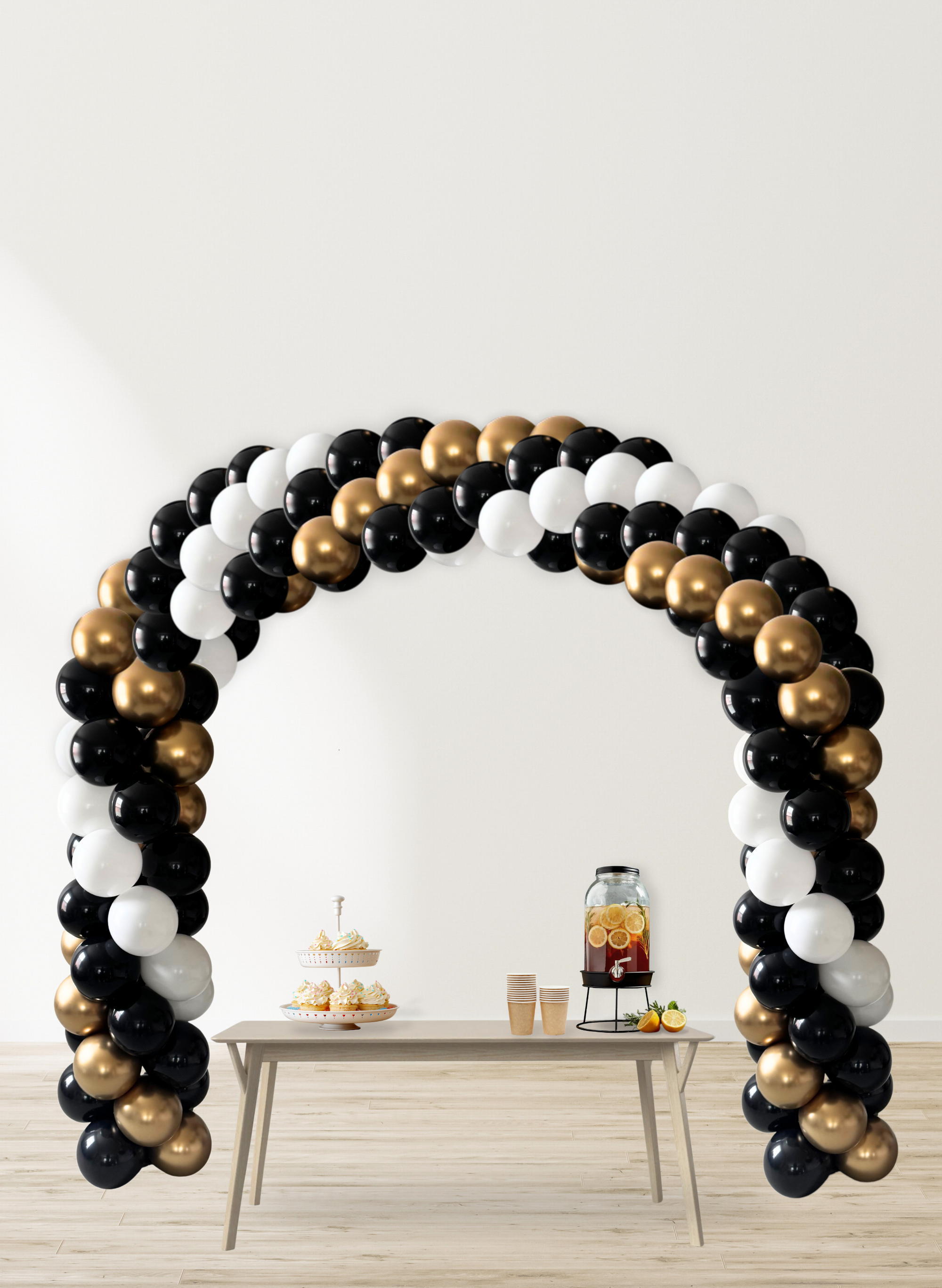 Graduation - Classic Arch