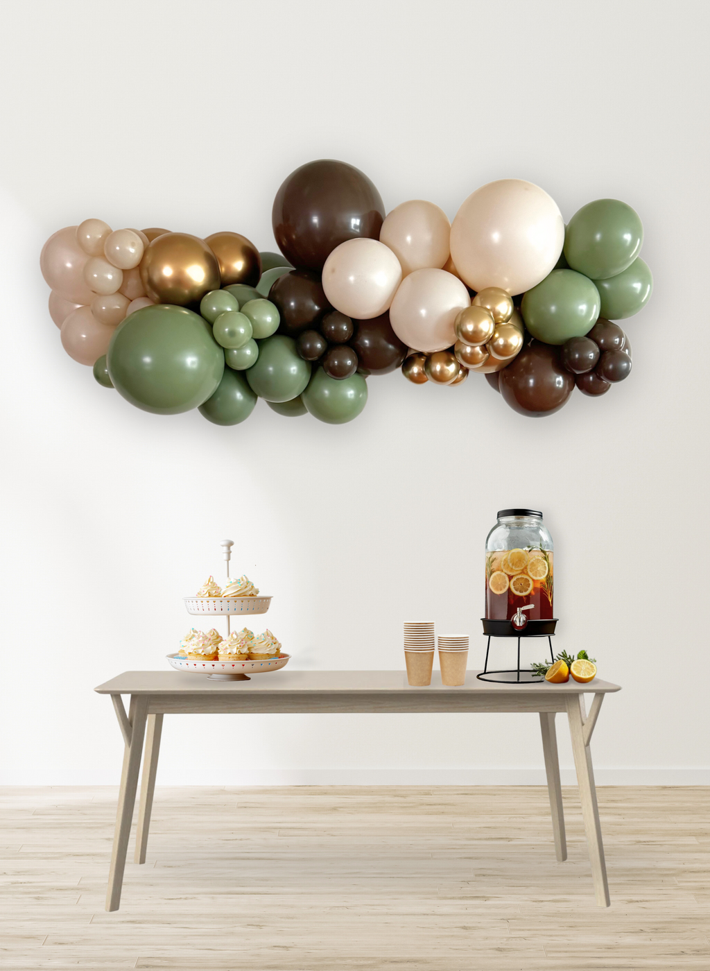 Woodland - The Balloon Garland